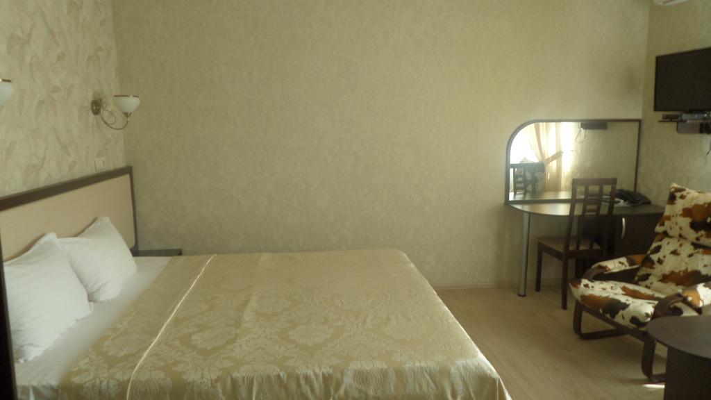 Royal Hotel Harkov Szoba fotó