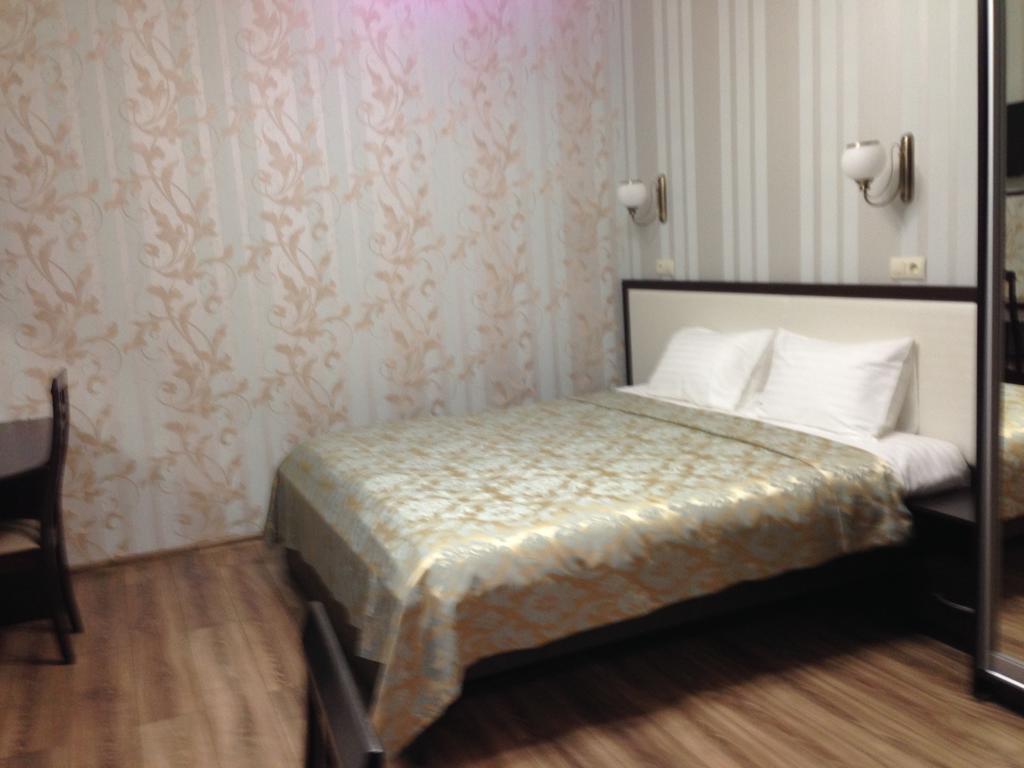 Royal Hotel Harkov Szoba fotó
